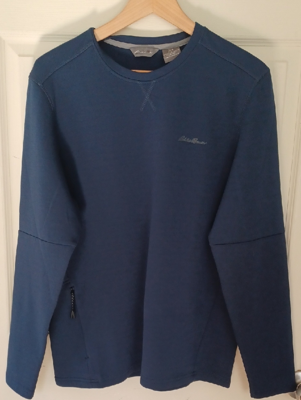 Eddie Bauer Tech Crew Pull Over. Mens M. Navy Blue.